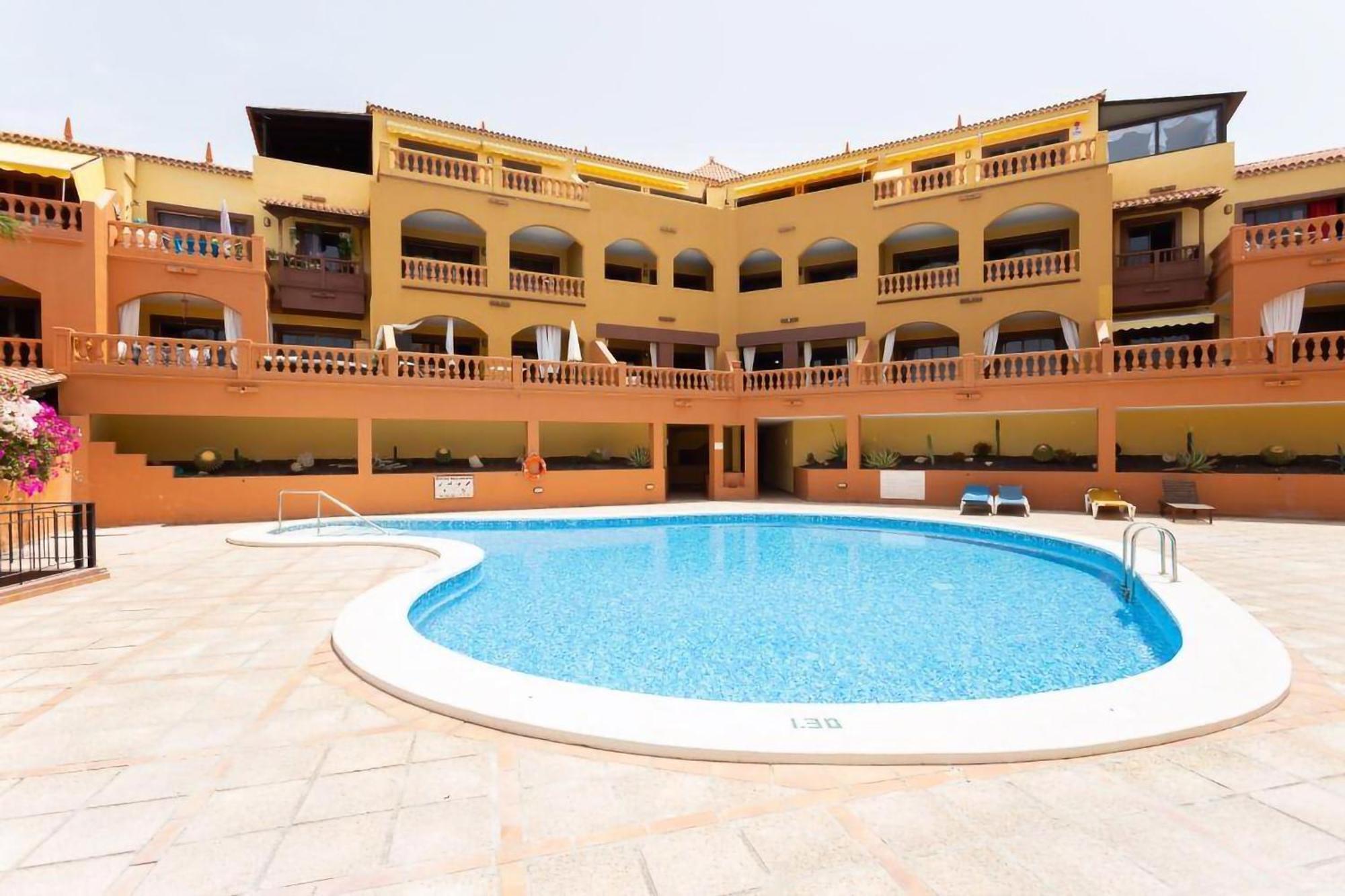 Eden Rentals Elite Palace Suites Costa Adeje  Bagian luar foto